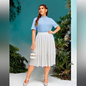 SHEIN Plus High Waist Solid Plisse Skirt size 12/0XL